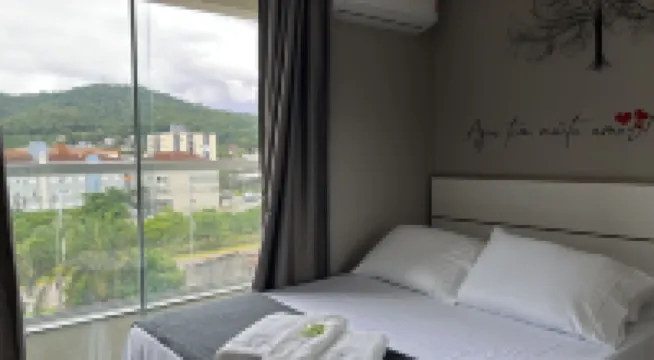 AP ENCANTADOR 1 QUARTO PX. DO CAU HANSEN