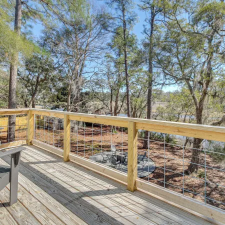 Outdoor Oasis + Tidal Creek Views: Yemassee Escape