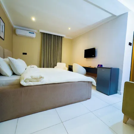 The colony residences hotel and suites