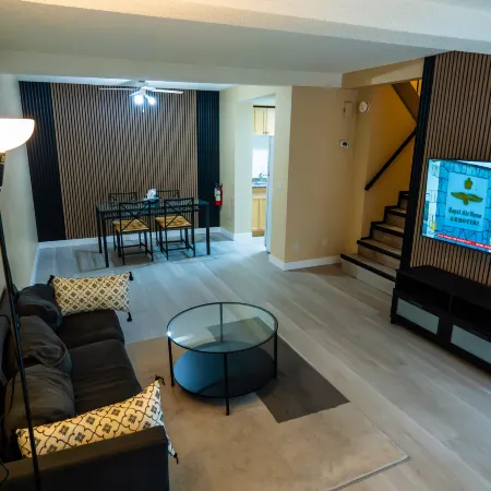 Charming 2-Bedroom House in Central Calgary