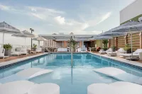 The Hiatus Clearwater Beach, Curio Collection by Hilton - Rooftop Pools