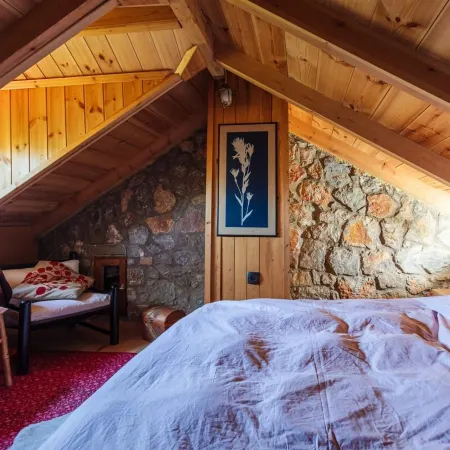 Pine Forest Chalet 1400m | Cinema & Fireplace