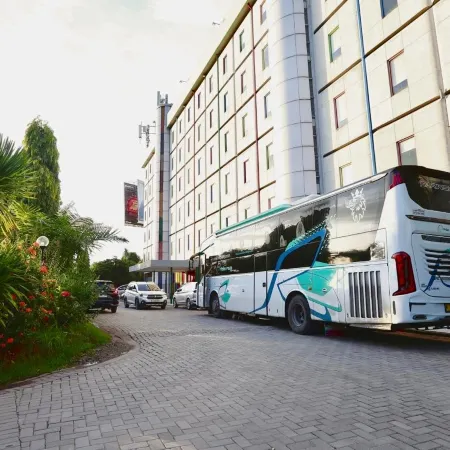 TreePark Hotel Jakarta Airport