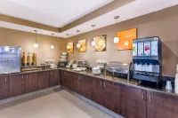 Comfort Suites - breakfast