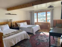 Lava Mountain Lodge - Mountain view