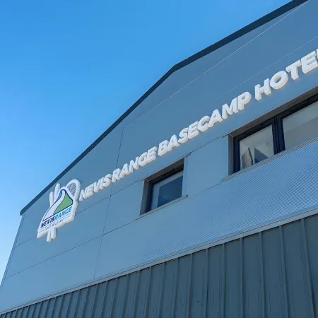 The Base Camp Hotel, Nevis Range Отели в г. Форт-Уильям