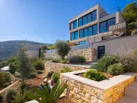 Breathtaking Villa Vis - Homestays