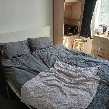 Room in Town Centre Отели рядом с достопримечательностью «Ноузли-роуд»