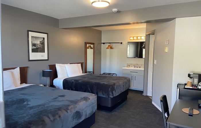Monashee Lodge