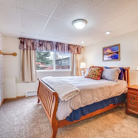 Anchorage Apt: Home Base for Alaska Adventure!