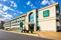 Quality Hotel & Suites Brasília - Pools