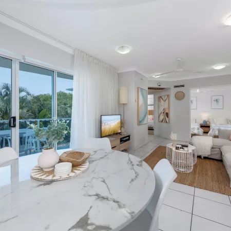 Koola Beach Apartments Bargara