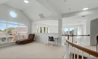 The Castle LuX Family Retreat Pool Home Theatre