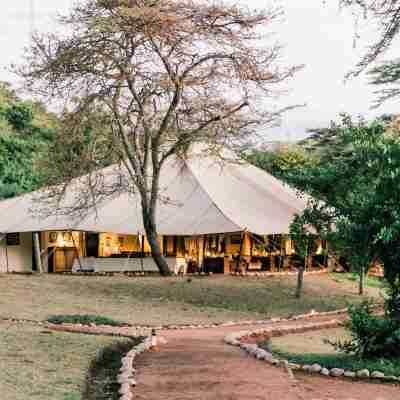 Cottar's Safaris Hotel Exterior
