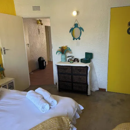Retro at The Vaal - Entire Flat
