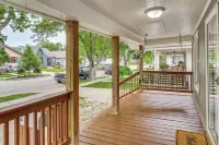 Walk to Macken Park! 5min to Downtown KC - 2-Star