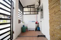 1 Bedroom Lumina Home Subdivision in Bacolod City - balcón