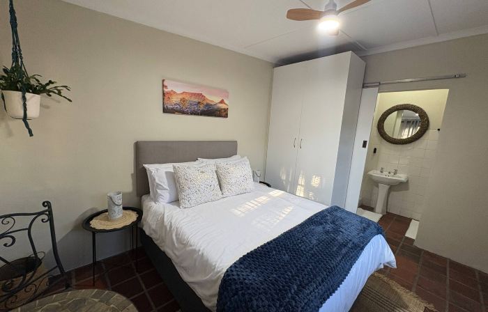 Accommodation at Klein Street-Blue
