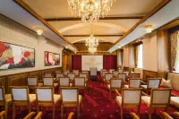 Parkhotel Graz - Traditional Luxury - Scenic