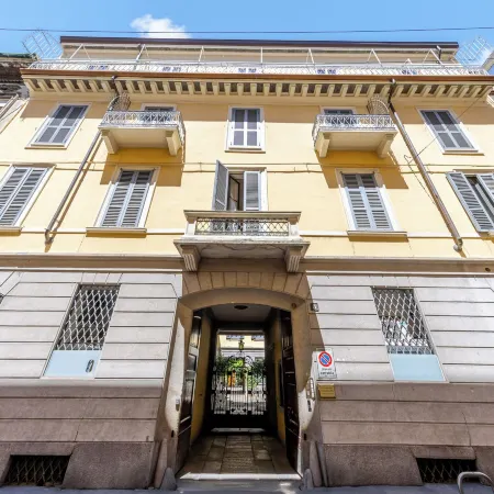 Duomo Smart Suites Отели рядом с достопримечательностью «Университет им. Луиджи Боккони»