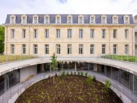 BABEL COMMUNITY Hôtel Bordeaux Hôtels à proximité de : Caudéran