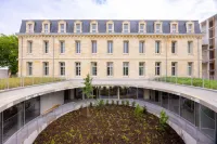 BABEL COMMUNITY Hôtel Bordeaux - 2-Star