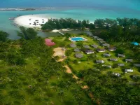 Malibu Beach Bungalows Hotels near Chaloklum Bay