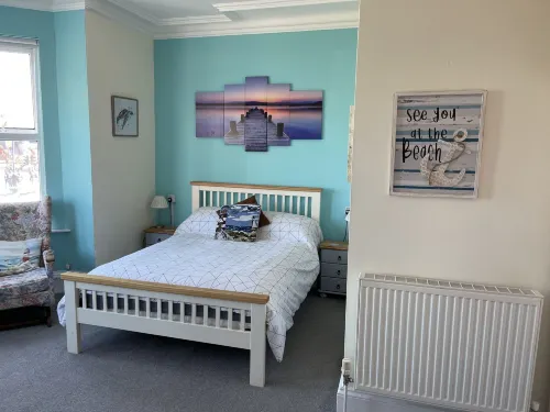 Henrys on the Prom - Homestay