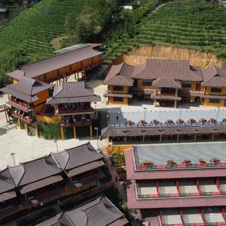 Chasa Rakthai Resort