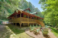 Marion Cabin w/ Wrap-Around Deck & Outdoor Kitchen - 4-Star