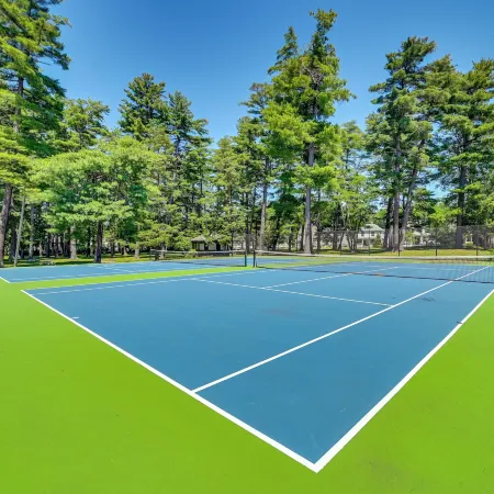 2 Mi to Dtwn Schenectady! Spacious Retreat