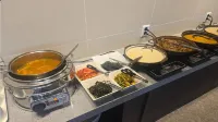 Hotel Lantana - breakfast
