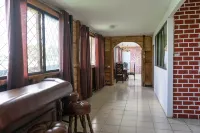 Las Cabañitas de El Escondite - bar