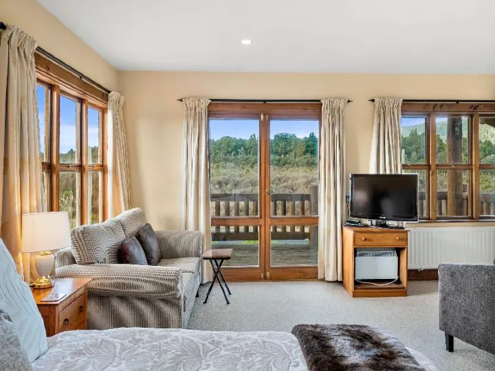 Mountain Heights Lodge