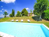 Montebello - Pools