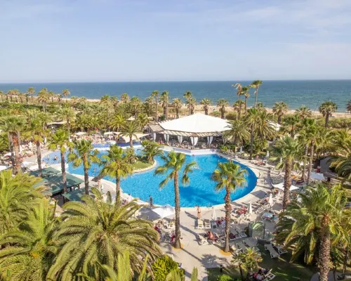 توي فاميلي لايف إسلانتيلا Hotels near لا بيلا هارميتاج