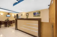 Townhouse Oak Hotel Lestari - 3 Sao