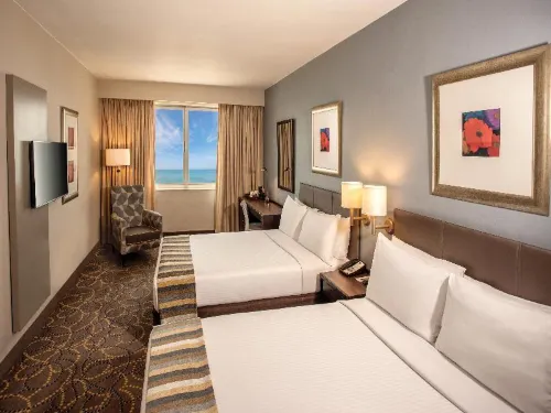 Garden Court South Beach Hotel - Beach