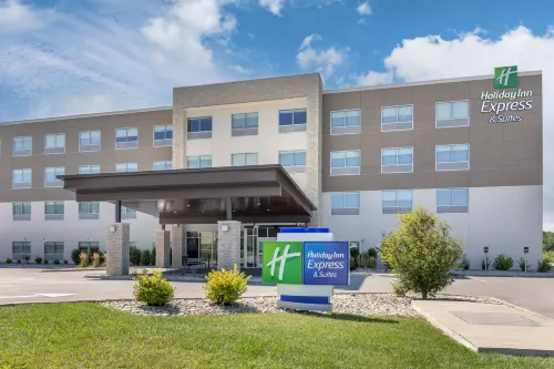 Holiday Inn Express & Suites DRY RIDGE by IHG - 3-Star