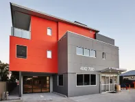 East Maitland Executive Apartments - parcheggio