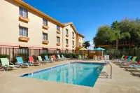 TownePlace Suites Tempe at Arizona Mills Mall - Dapur