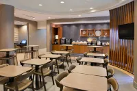 SpringHill Suites Corona Riverside - Breakfast