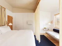 Standard Spa, Miami Beach Hotels near 1111