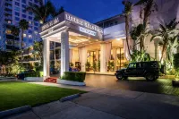 Beverly Hills Plaza Hotel & Spa - 4 stelle