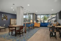 Hotel Westport Kansas City, Tapestry Collection by Hilton - 駐車場
