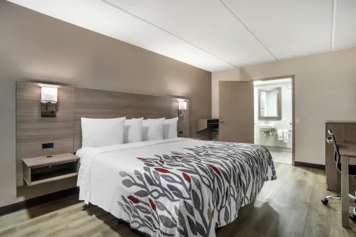 Red Roof Inn Greenville - 2 Yıldız
