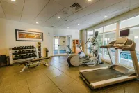 Hilton Garden Inn Manchester Downtown - موقف سيارات