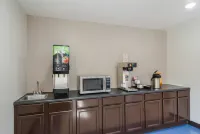 Red Roof Inn Darien - I-95/ North Brunswick - 2-Star