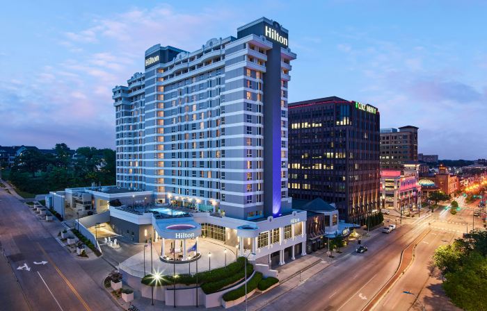 Hilton Kansas City Country Club Plaza