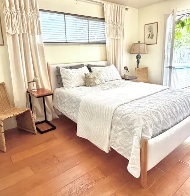 Charming Gardens & Sunny Surf Location Pets/Hot Tub #141214 - Wi-Fi